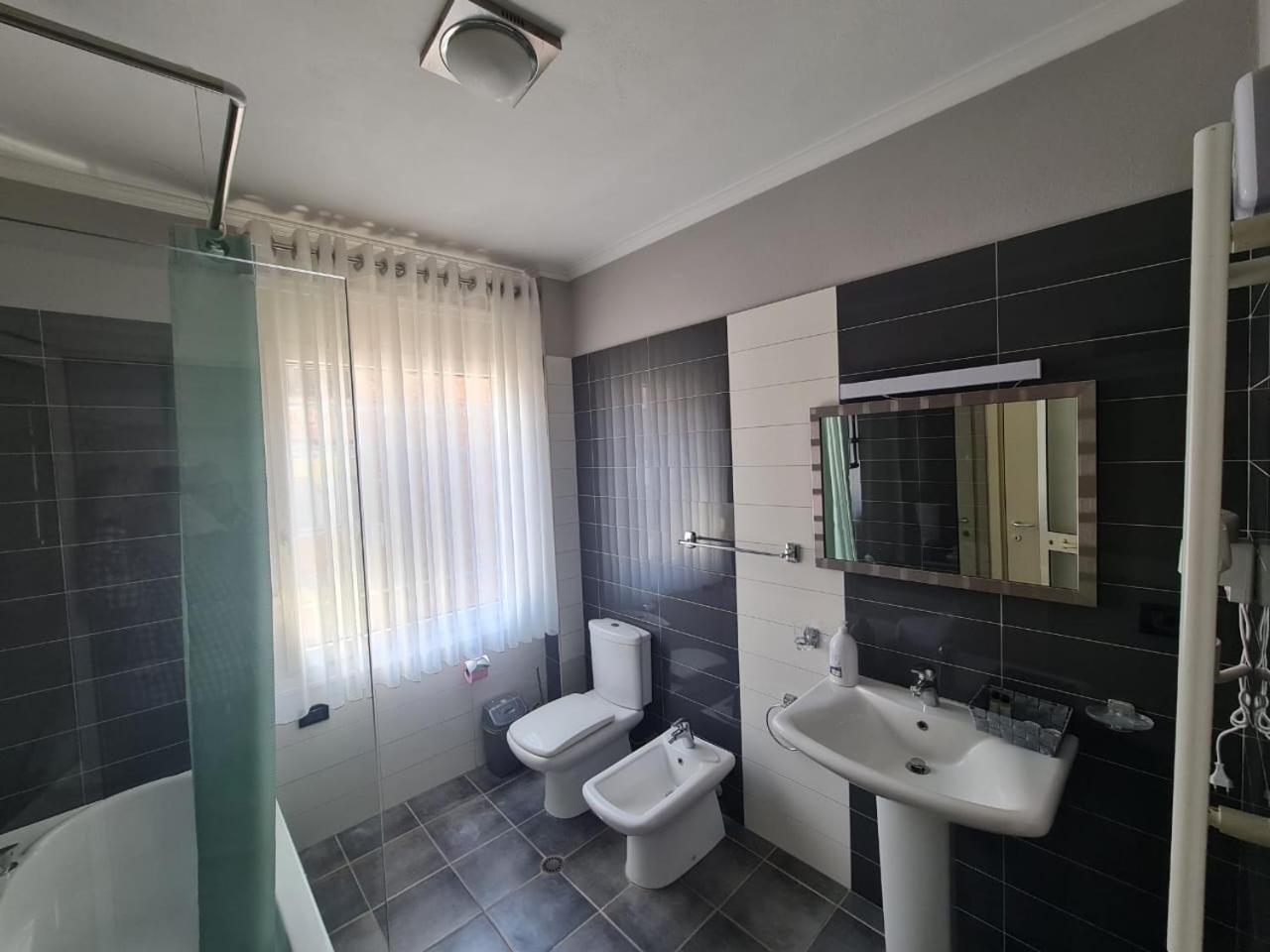 Noor Apartament *